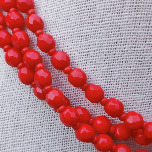 Vintage Germany red crystal necklace - Picture 2 of 5